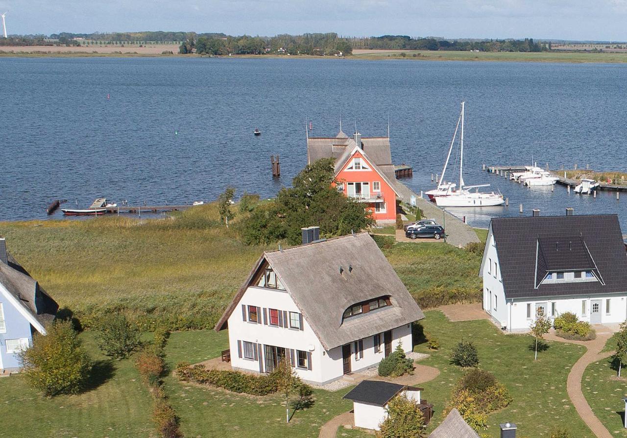 Ferienhaus Boddenblick Und Kranich Vieregge Eksteriør bilde